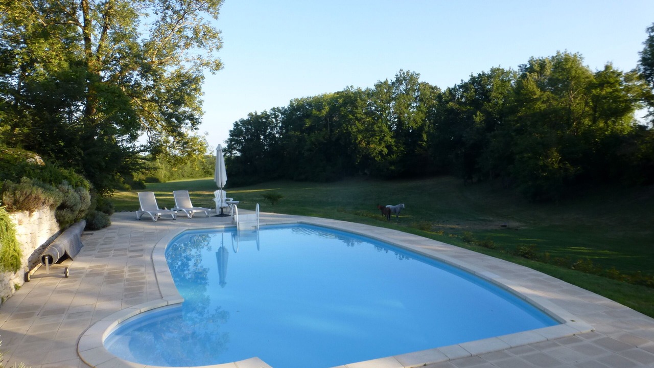 Photo of Outdoor in Monmarves