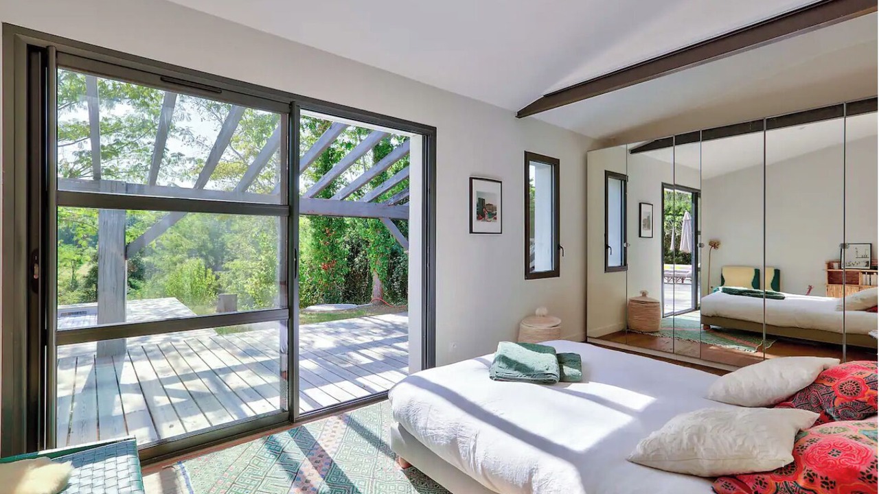 Photo of Bedroom in Carignan-de-Bordeaux
