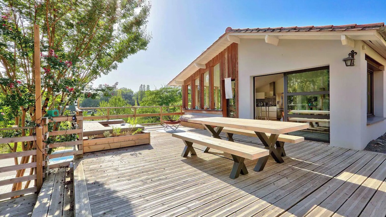 Photo of Outdoor in Carignan-de-Bordeaux