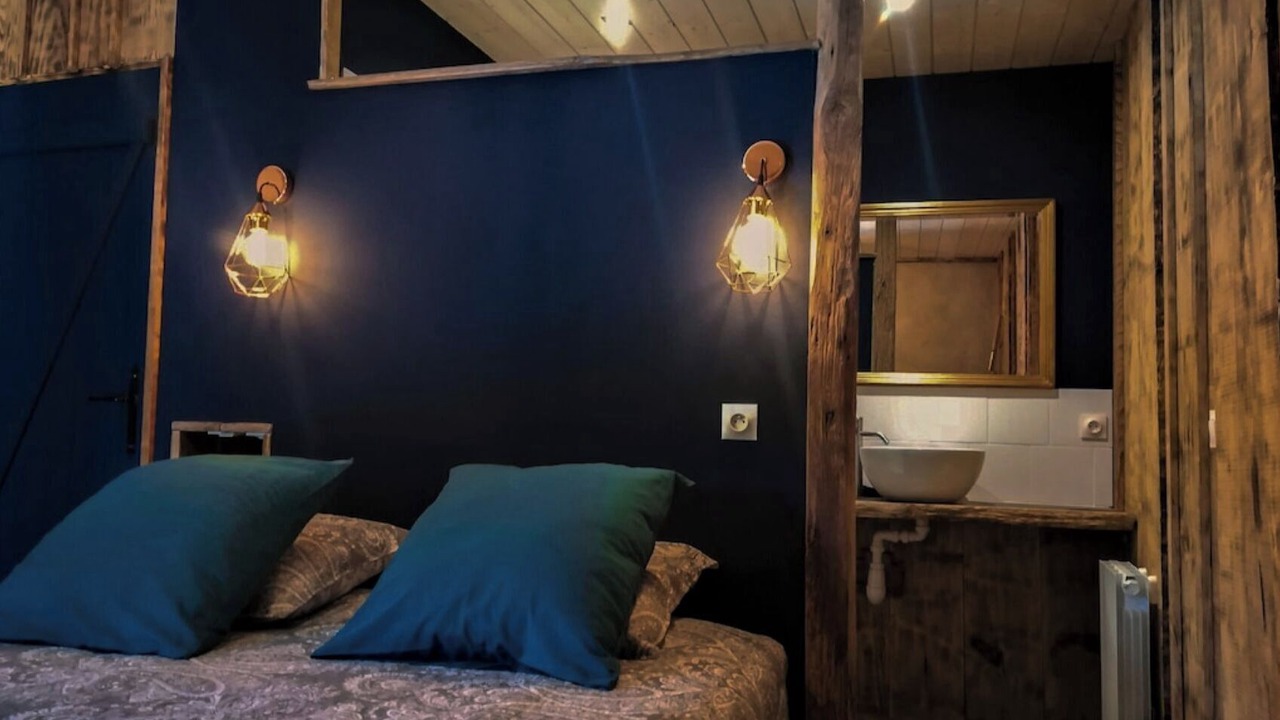 Photo of Bedroom in Saint-Martin-de-Saint-Maixent