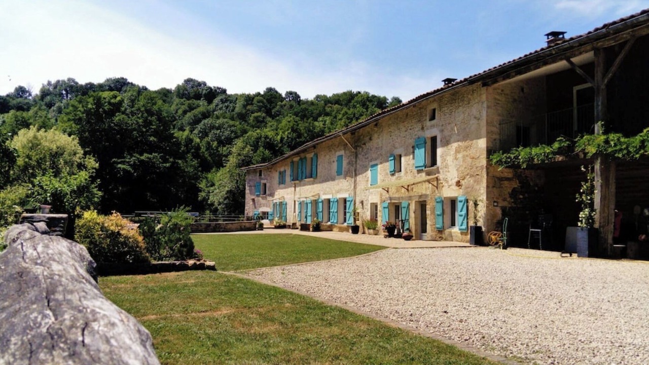 Photo of Outdoor in Saint-Martin-de-Saint-Maixent