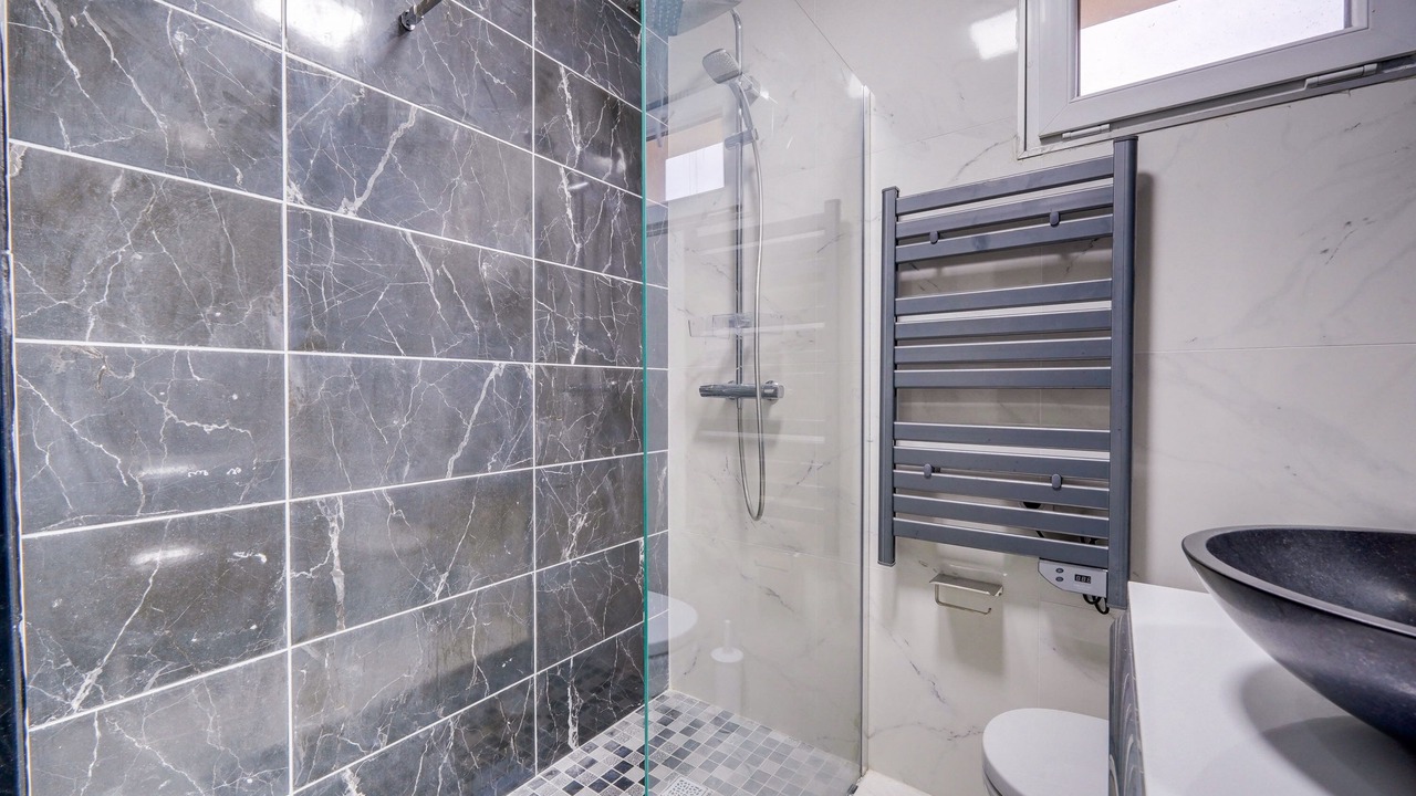 Photo of Bathroom in Fronsac