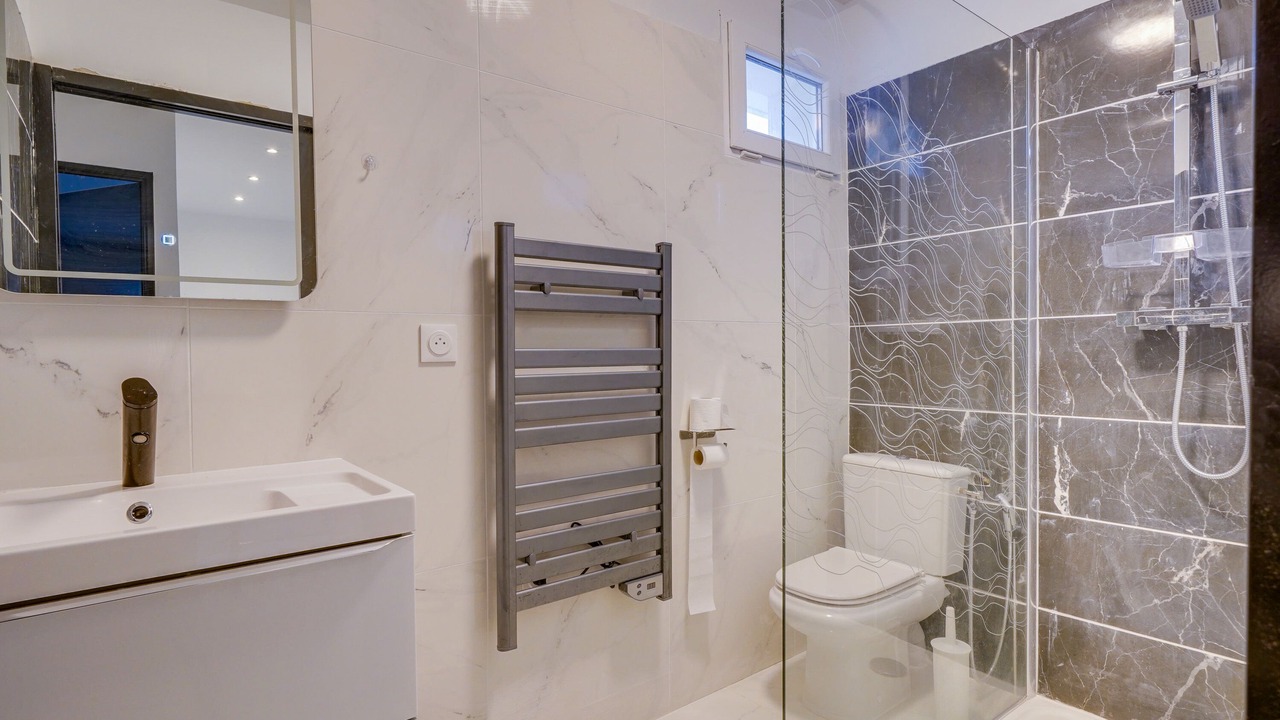 Photo of Bathroom in Fronsac