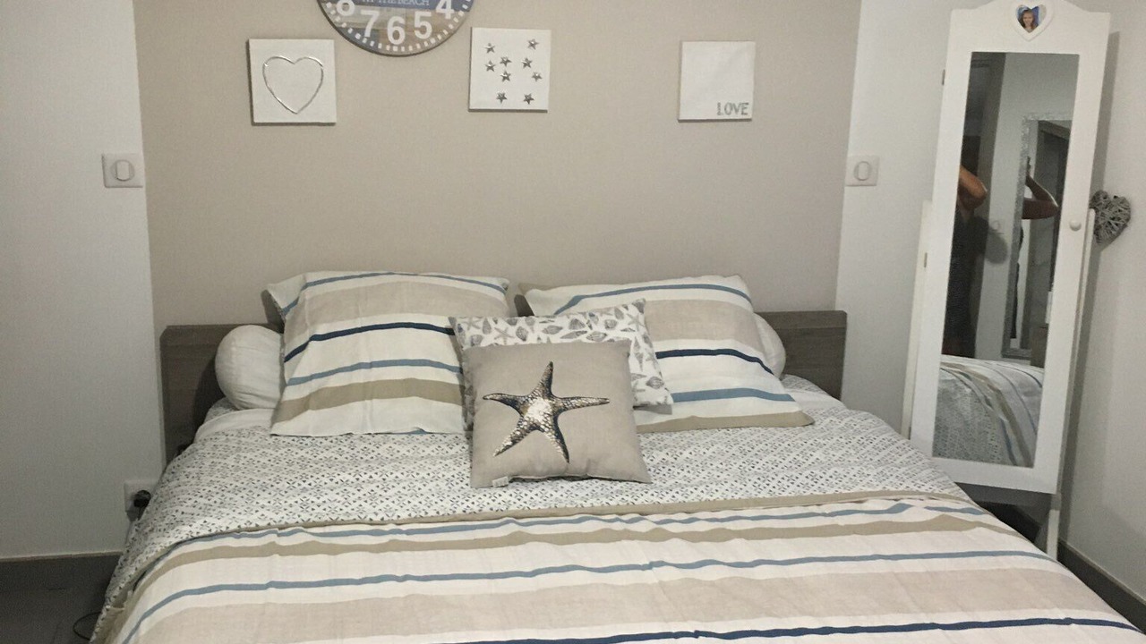 Photo of Bedroom in Peypin