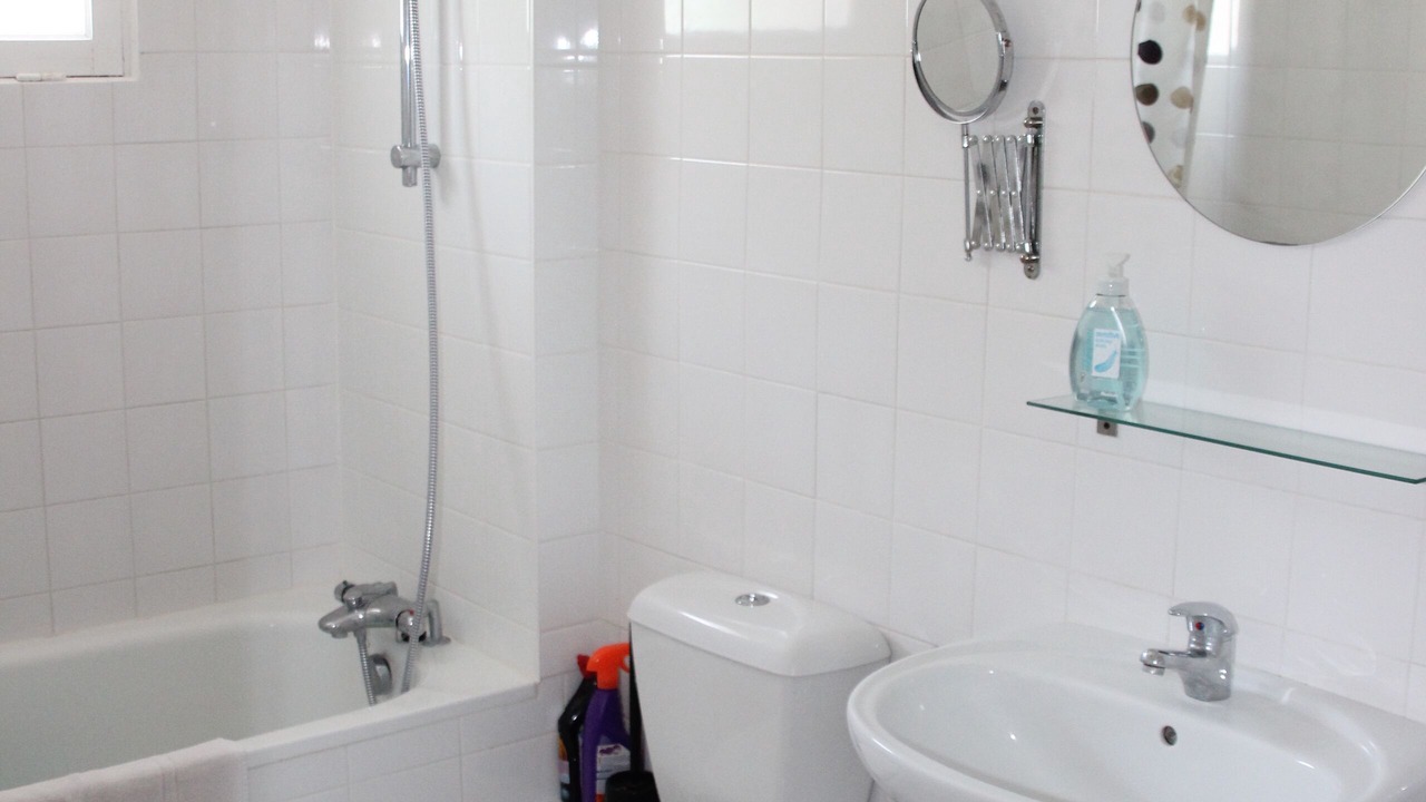 Photo of Bathroom in Migron