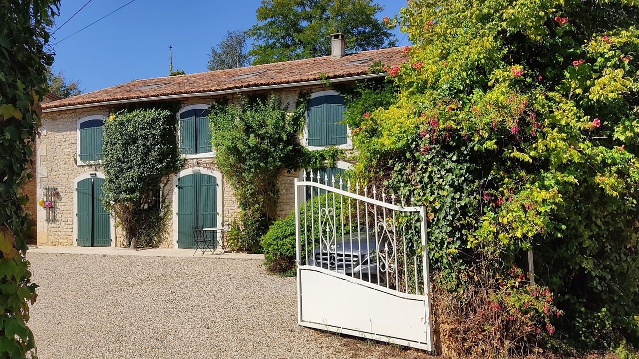 Photo of Outdoor in Nanteuil-en-Vallee