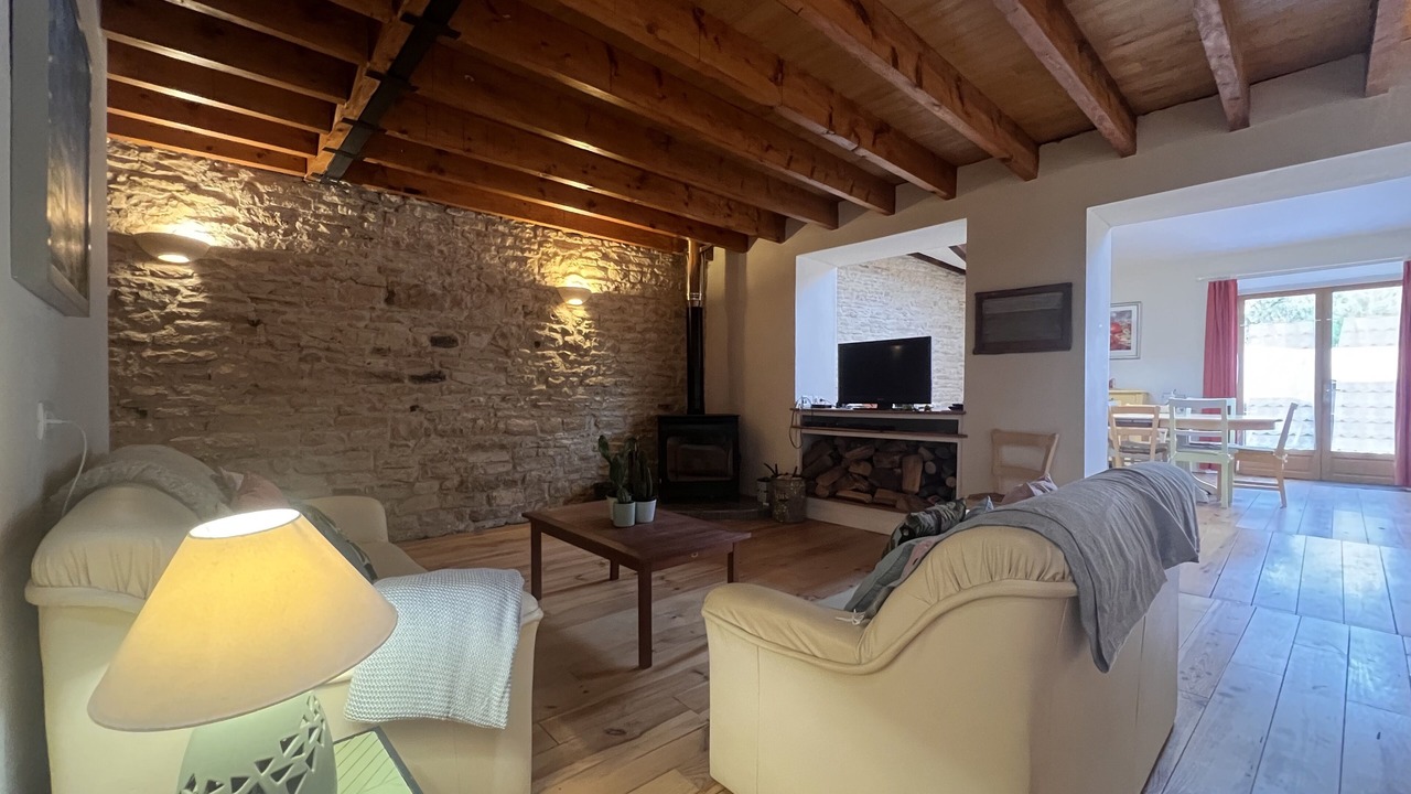 Photo of Livingroom in Lezay