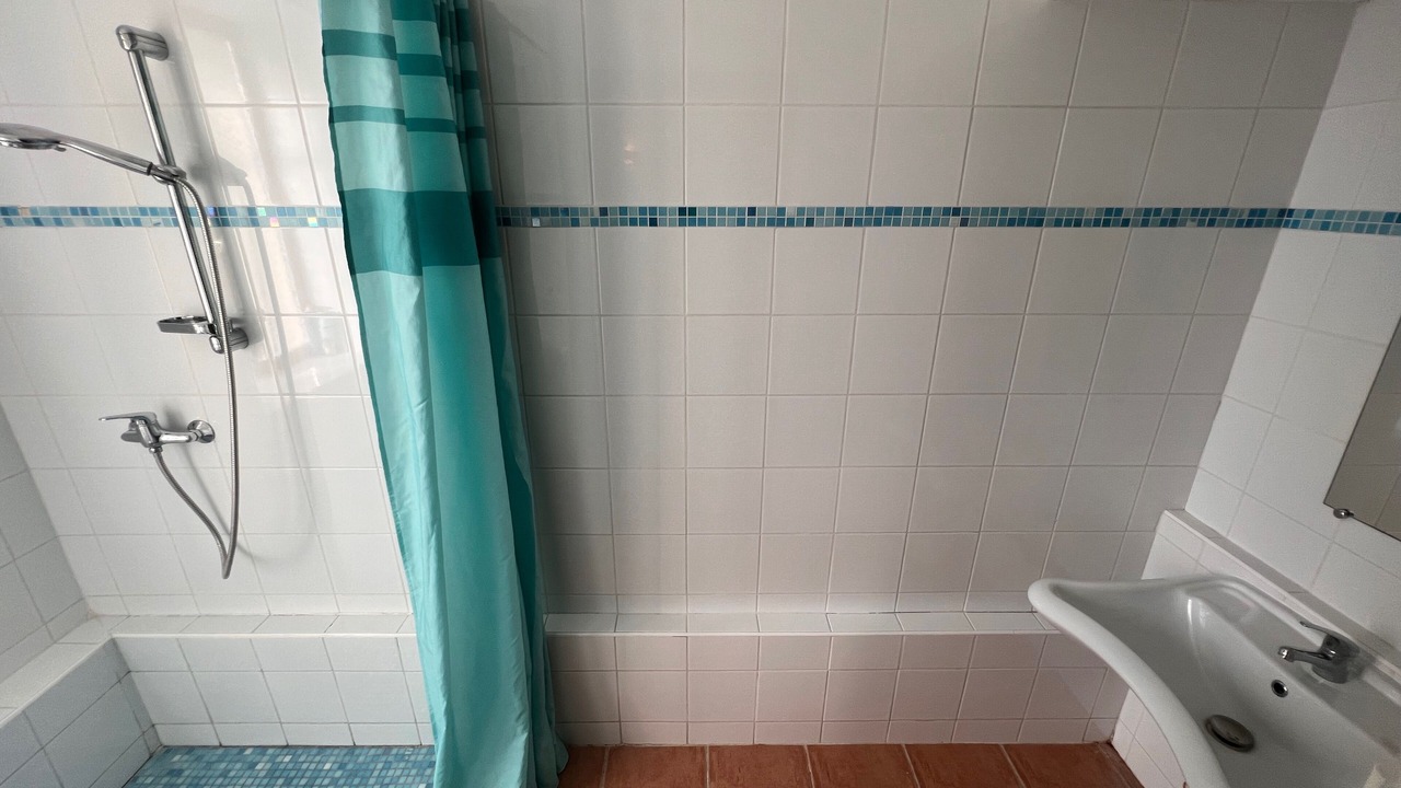 Photo of Bathroom in Lezay