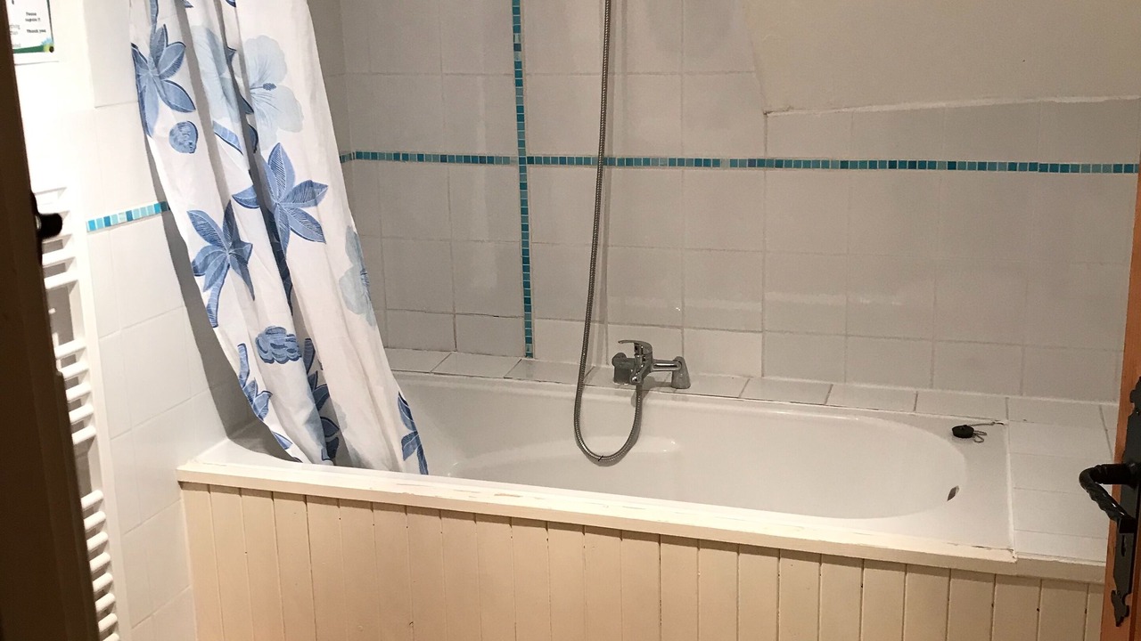 Photo of Bathroom in Lezay