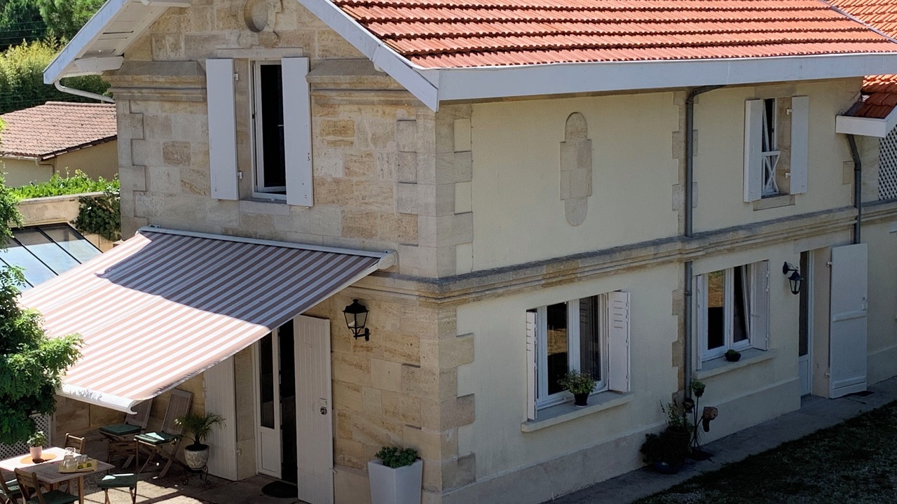Photo of Outdoor in Ambares-et-Lagrave