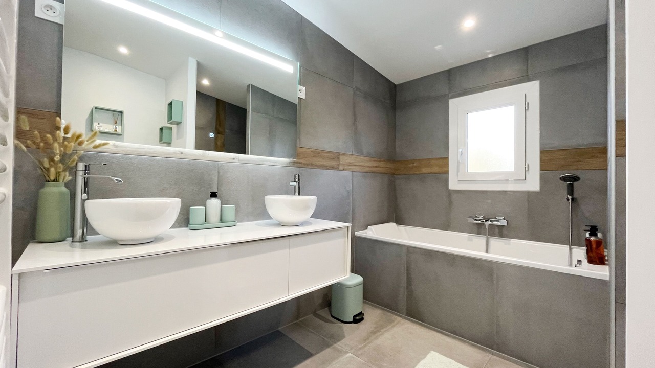 Photo of Bathroom in Audenge