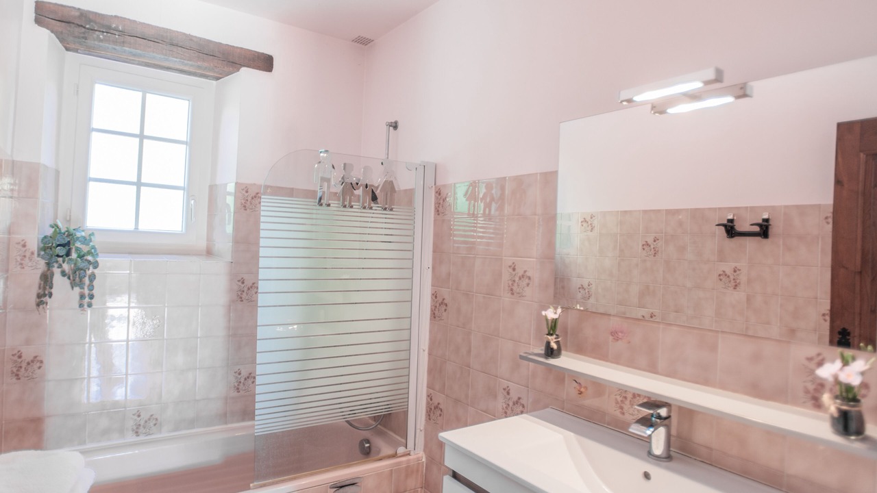 Photo of Bathroom in Prats-du-Perigord