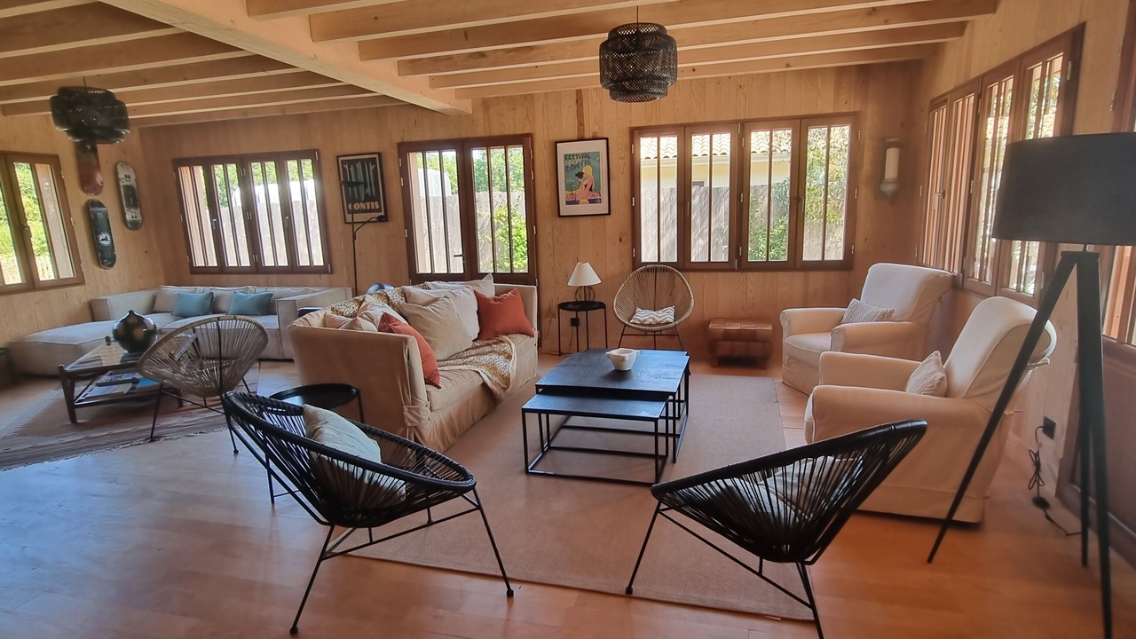 Photo of Livingroom in Saint-Julien-en-Born