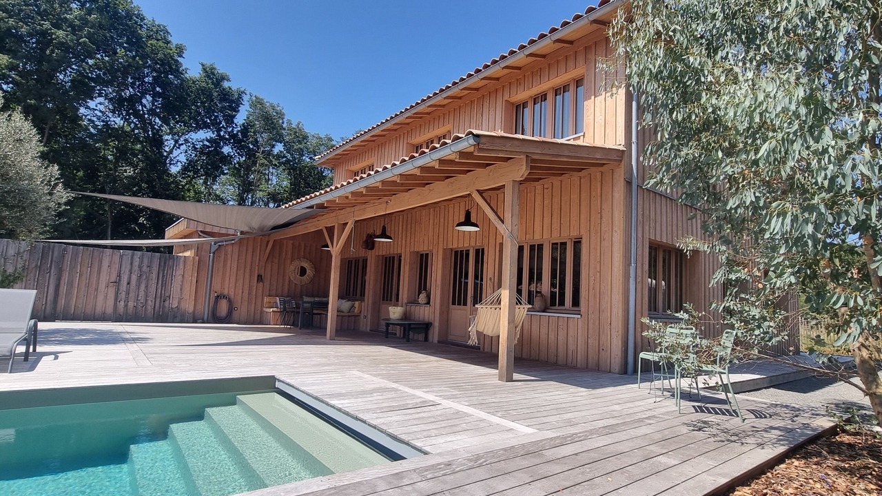 Photo of Outdoor in Saint-Julien-en-Born