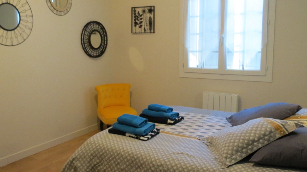 Photo of Bedroom in Oriolles