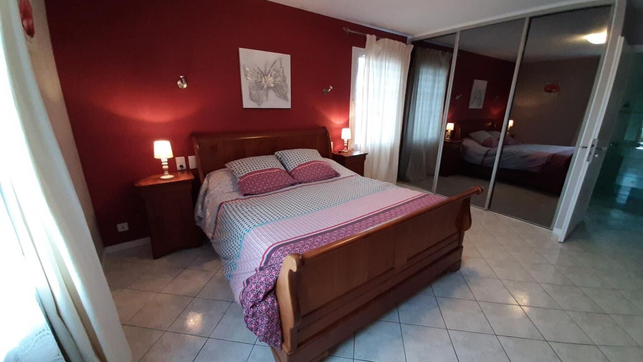 Photo of Bedroom in Esse