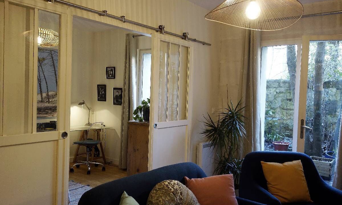 Photo of Livingroom in Saint Seurin - Fondaudege