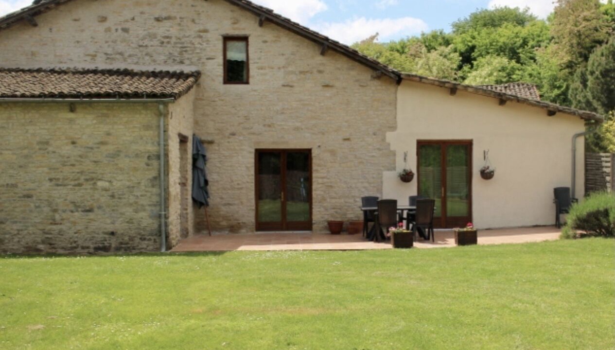 Photo of Outdoor in Lezay