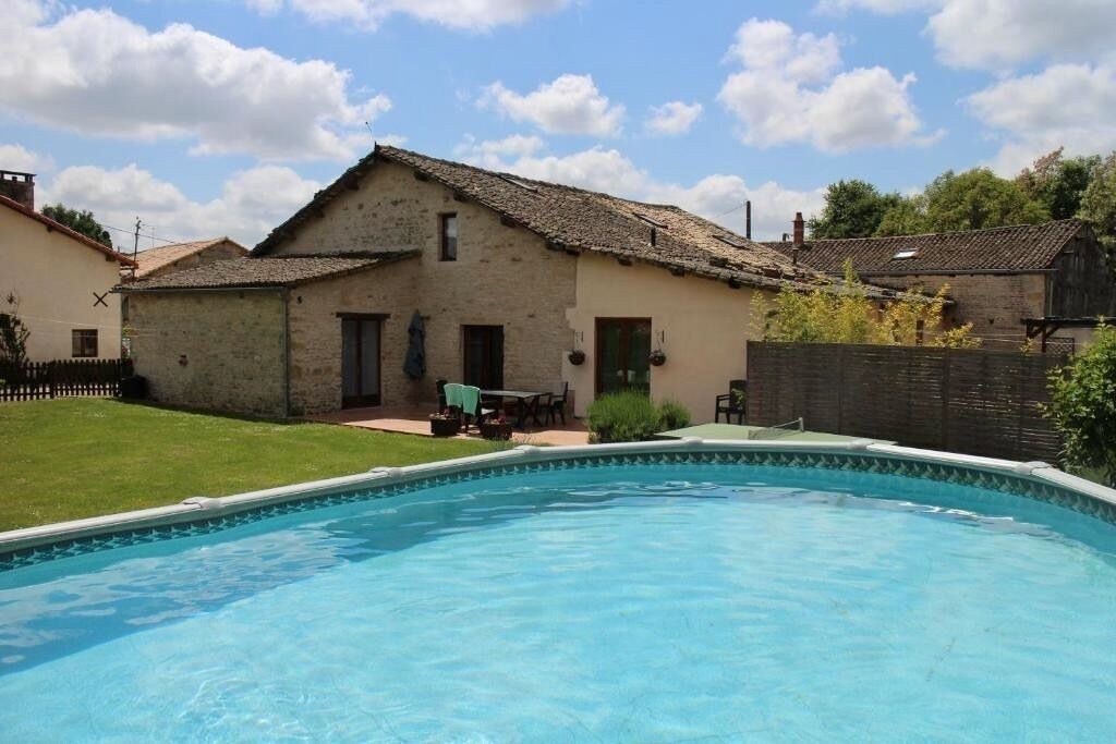 Photo of Outdoor in Lezay