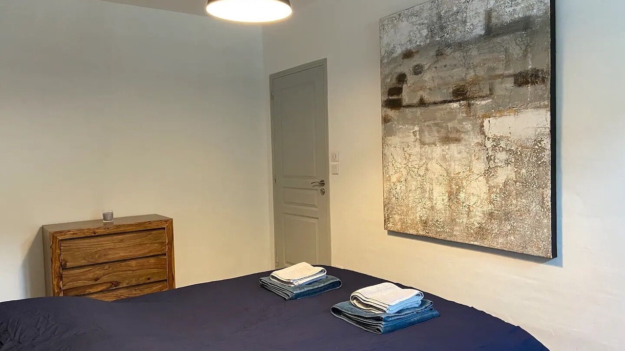 Photo of Bedroom in Morieres-les-Avignon