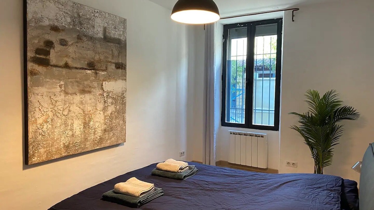 Photo of Bedroom in Morieres-les-Avignon
