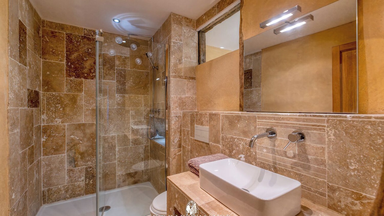Photo of Bathroom in Cendrieux