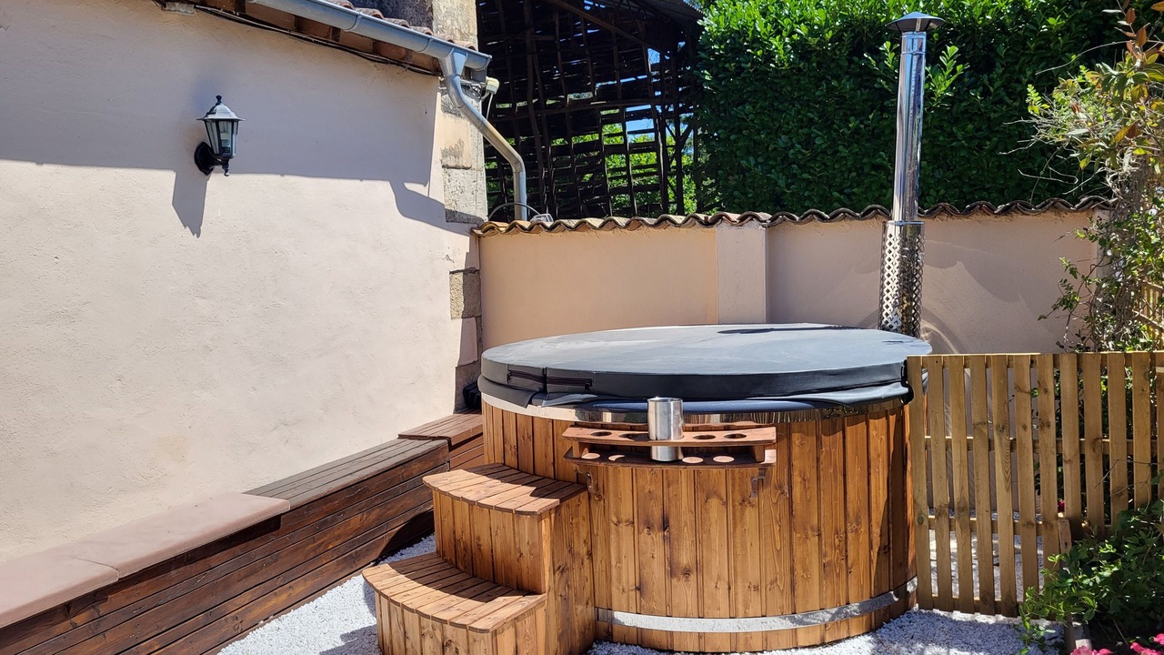 Photo of Outdoor in Paizay-le-Tort