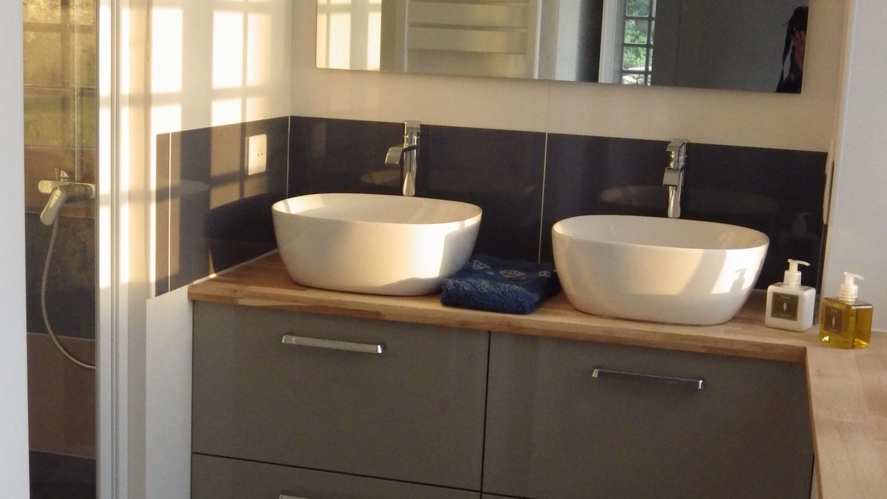 Photo of Bathroom in Surgeres