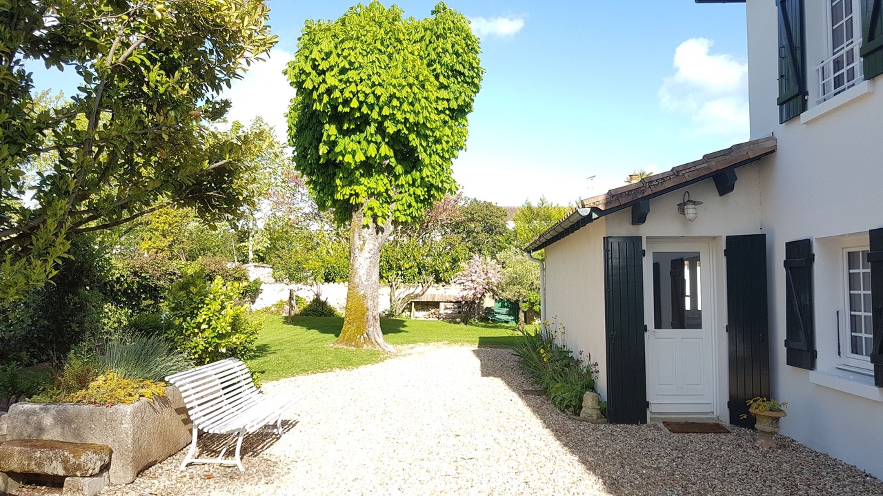 Photo of Outdoor in Surgeres