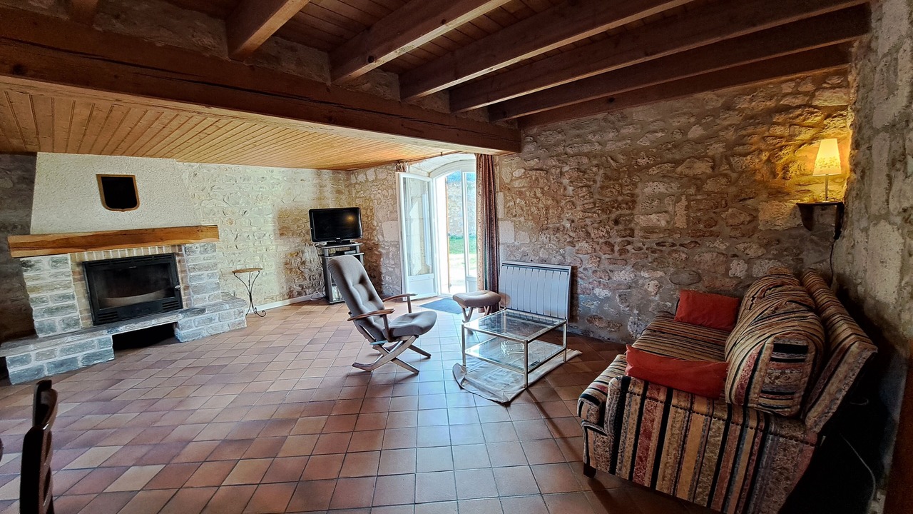 Photo of Livingroom in Quinsac