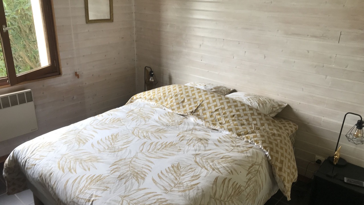 Photo of Bedroom in Gaillan-en-Medoc
