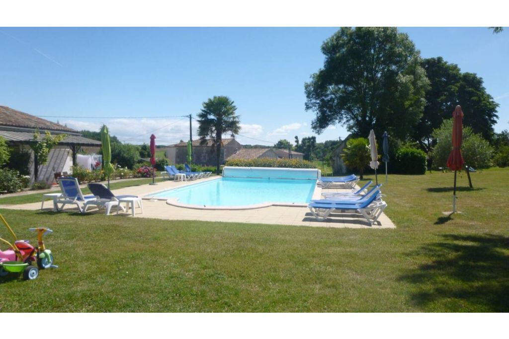 Photo of Outdoor in Chenac-Saint-Seurin-d'Uzet