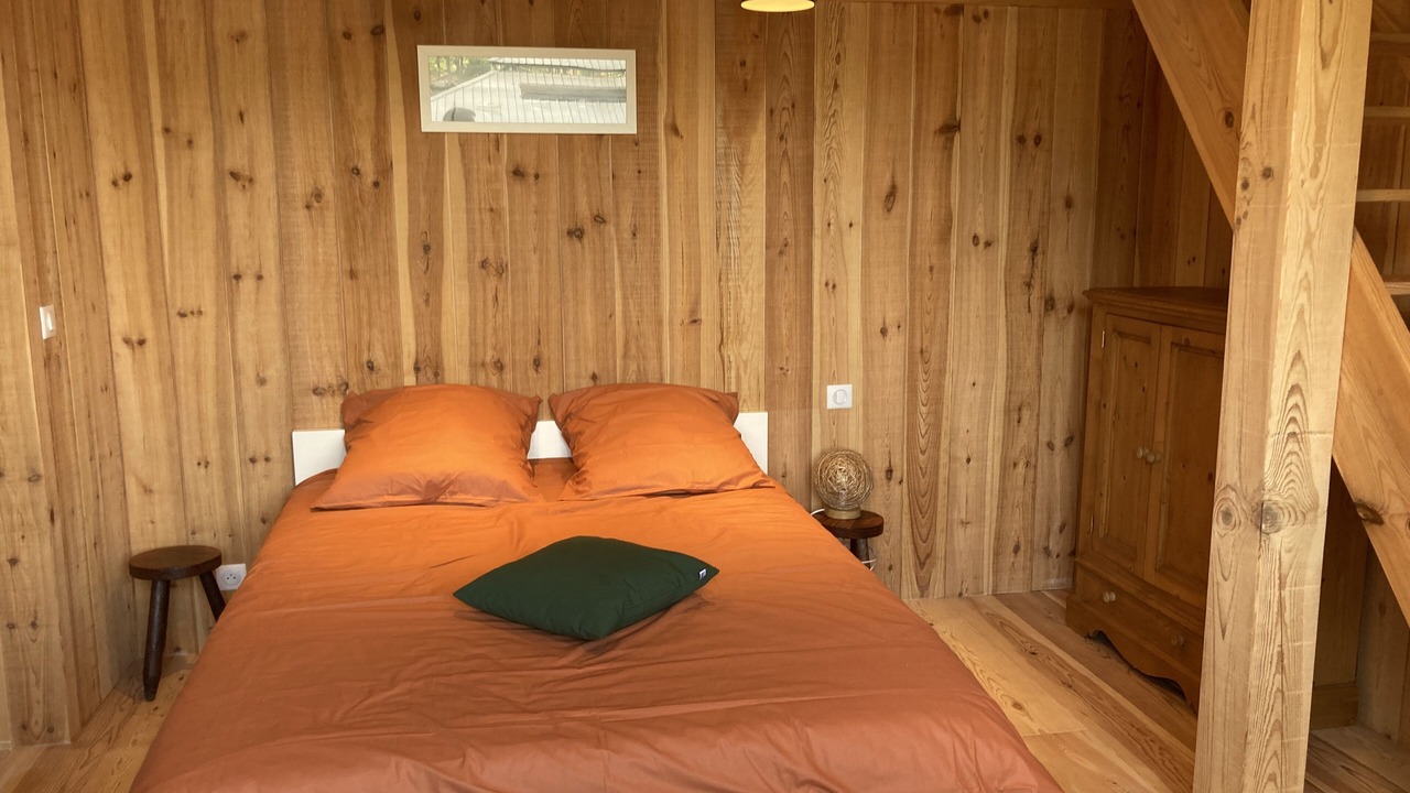 Photo of Bedroom in Claouey