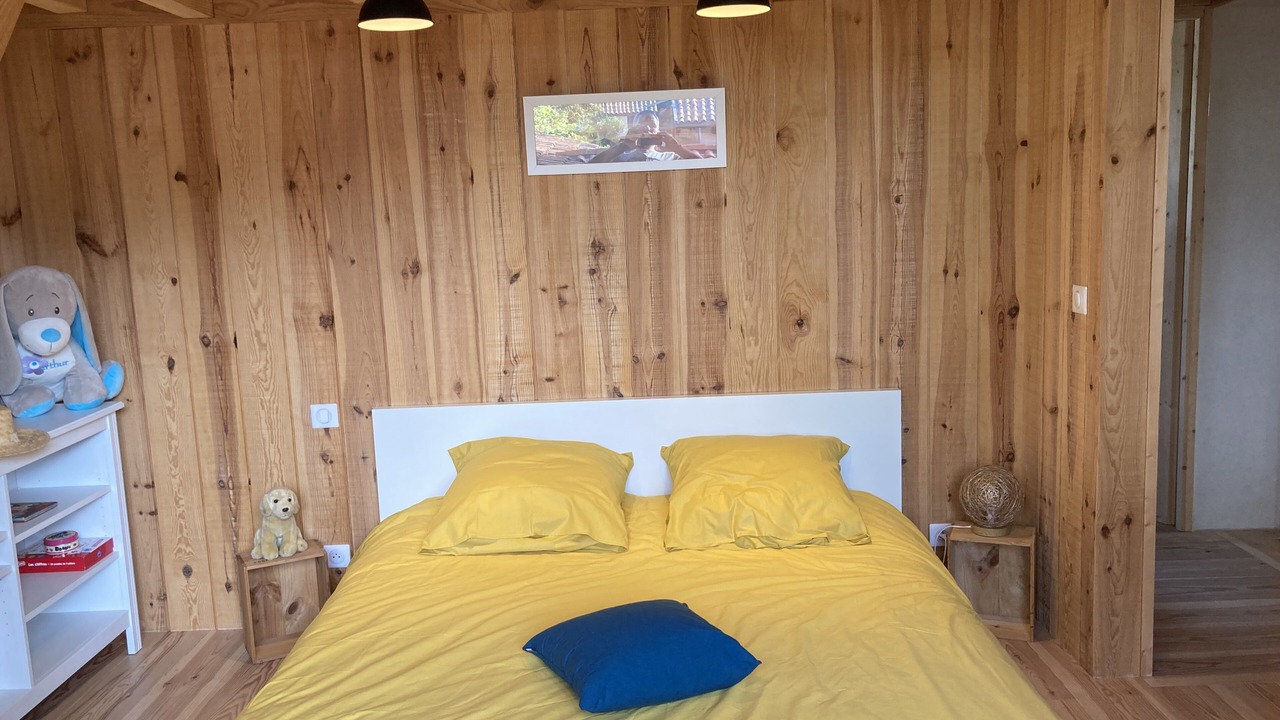 Photo of Bedroom in Claouey
