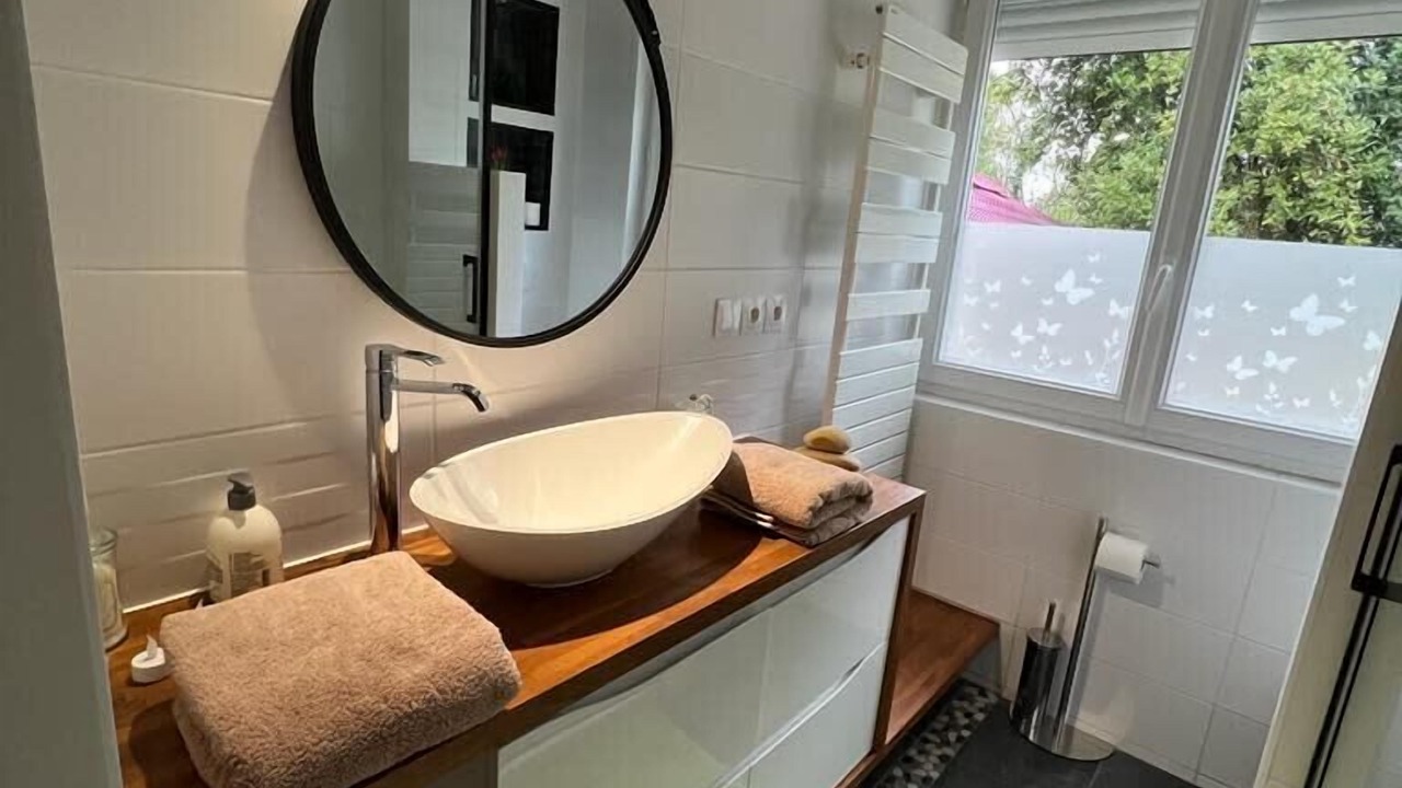 Photo of Bathroom in Villenave-d'Ornon