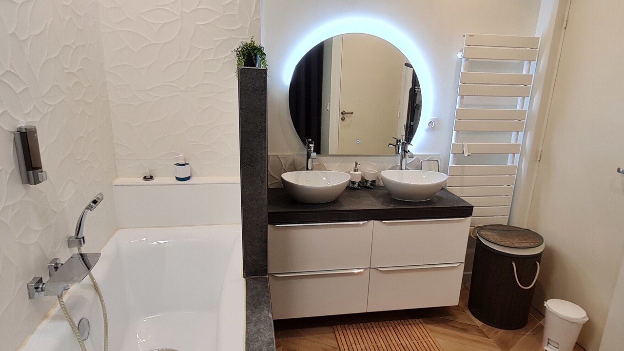 Photo of Bathroom in Villenave-d'Ornon