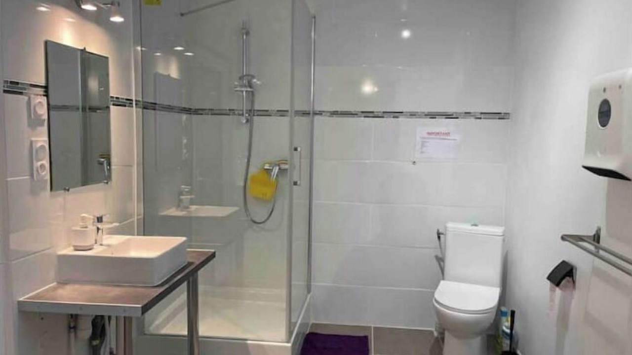 Photo of Bathroom in Nerac