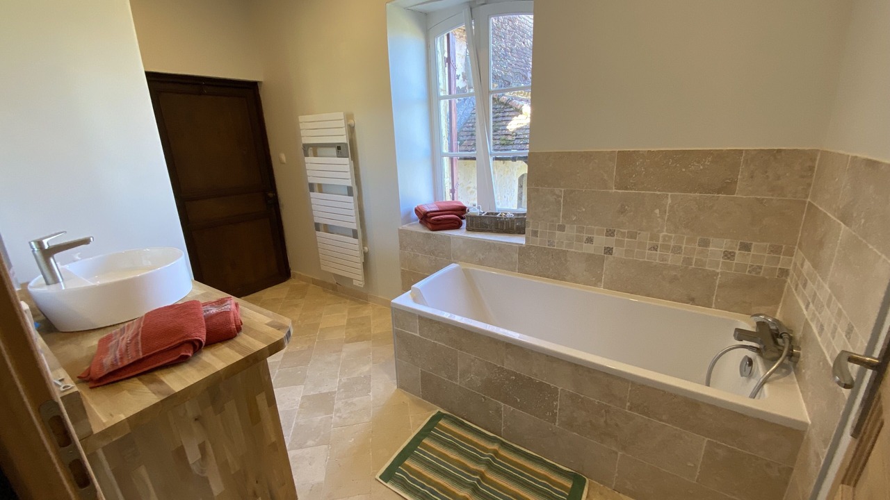 Photo of Bathroom in Capdrot