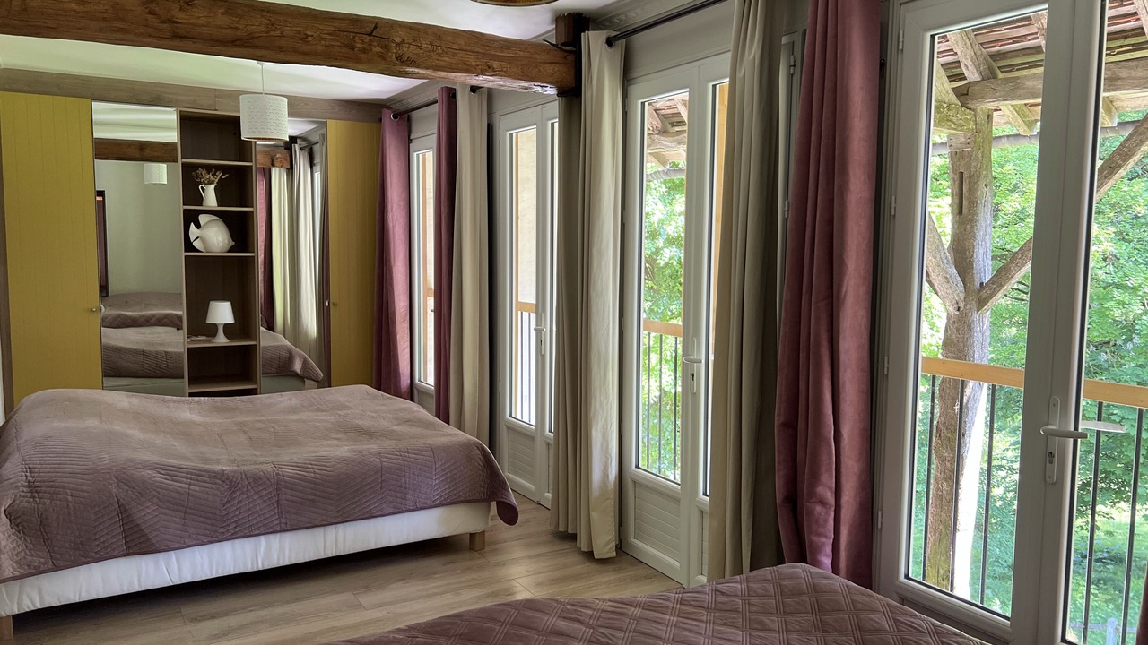 Photo of Bedroom in Salles-en-Toulon