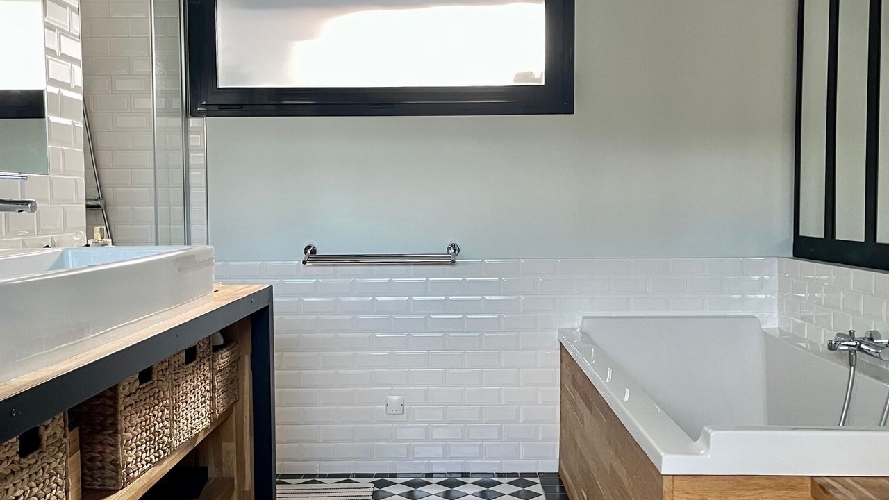Photo of Bathroom in Lit-et-Mixe