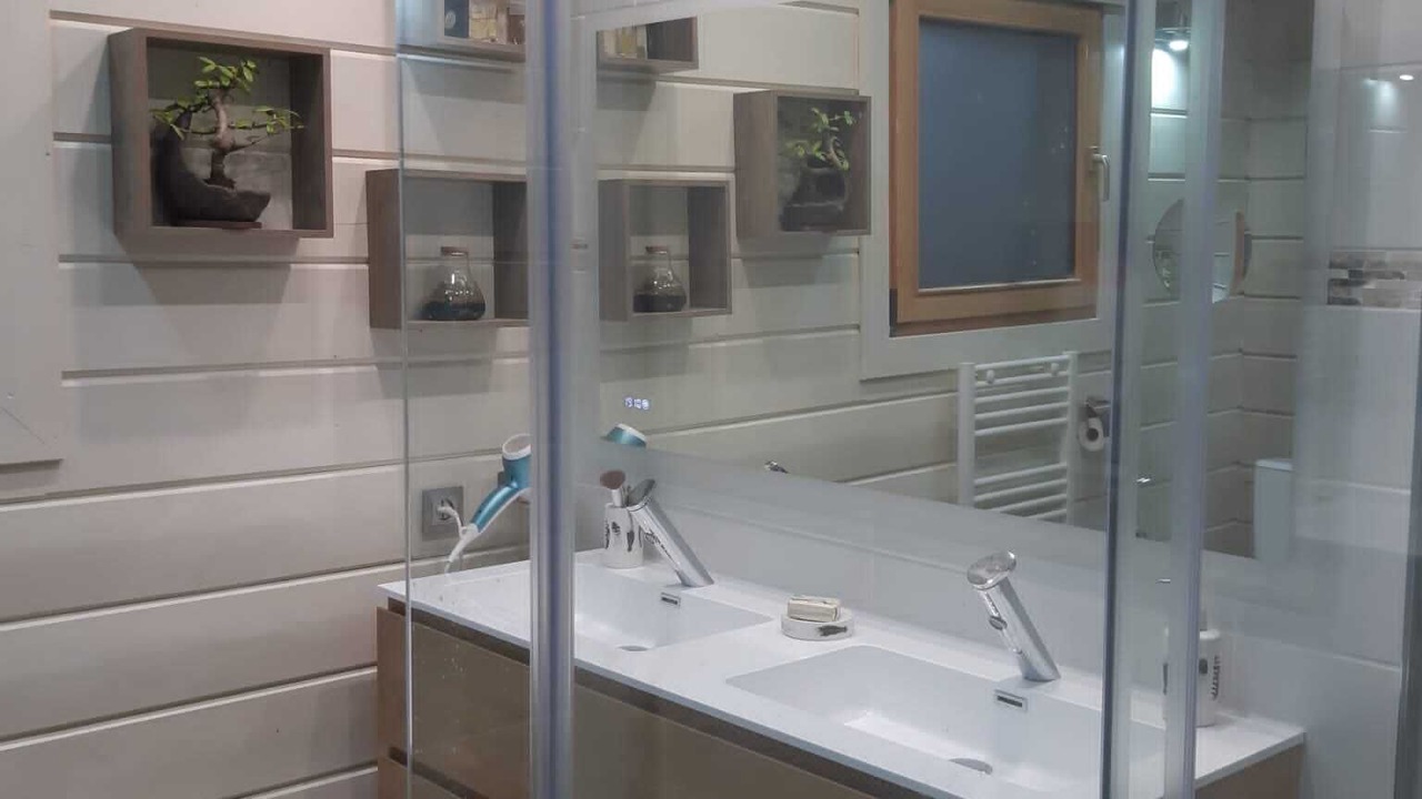 Photo of Bathroom in Marennes