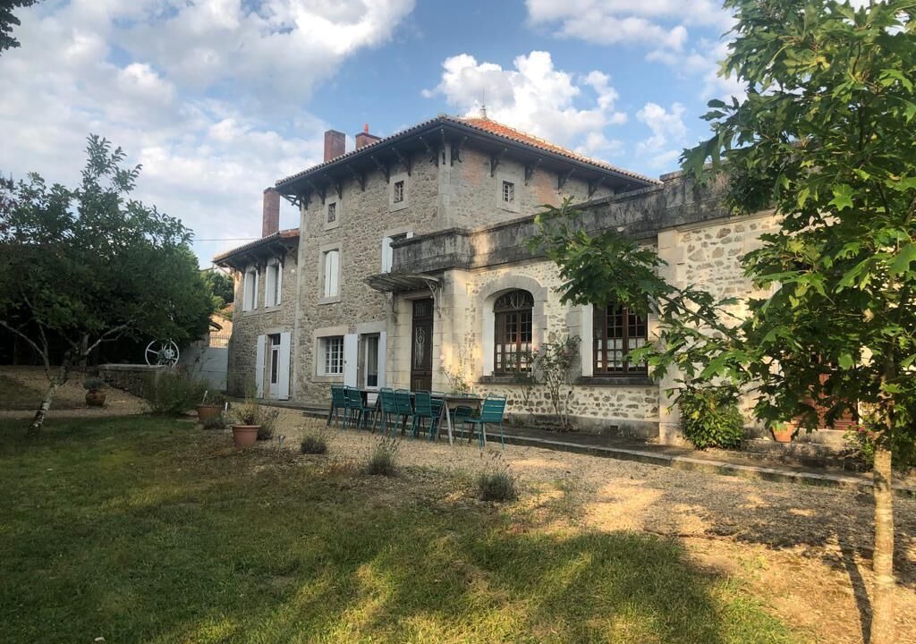 Photo of Outdoor in Busserolles