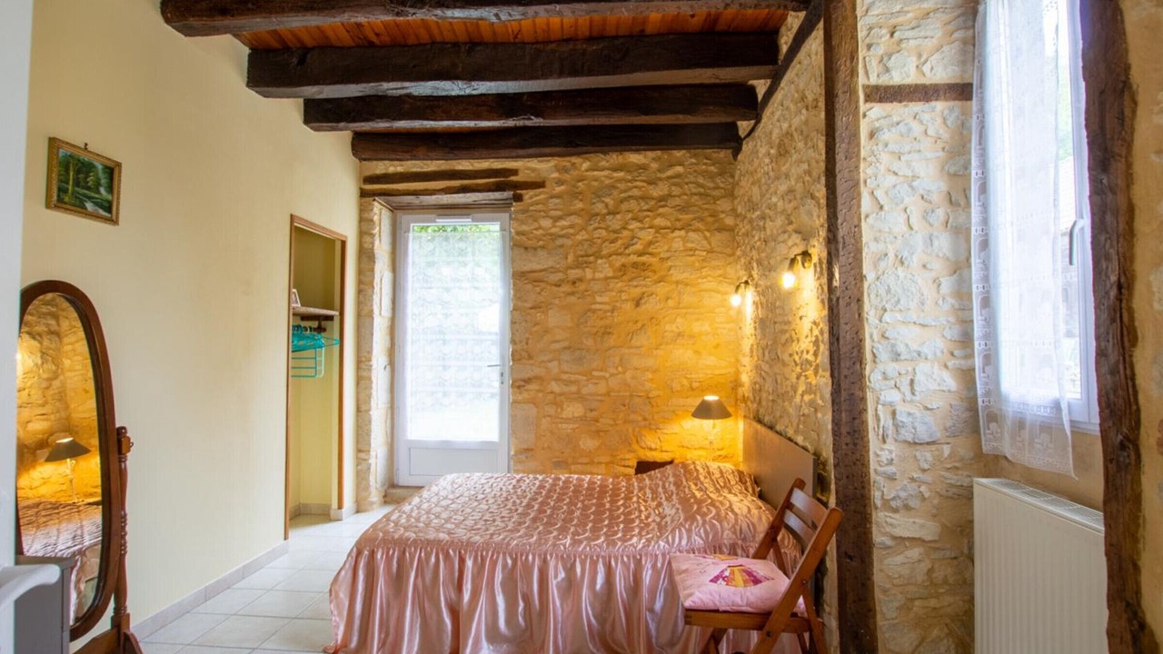Photo of Bedroom in Tourtoirac