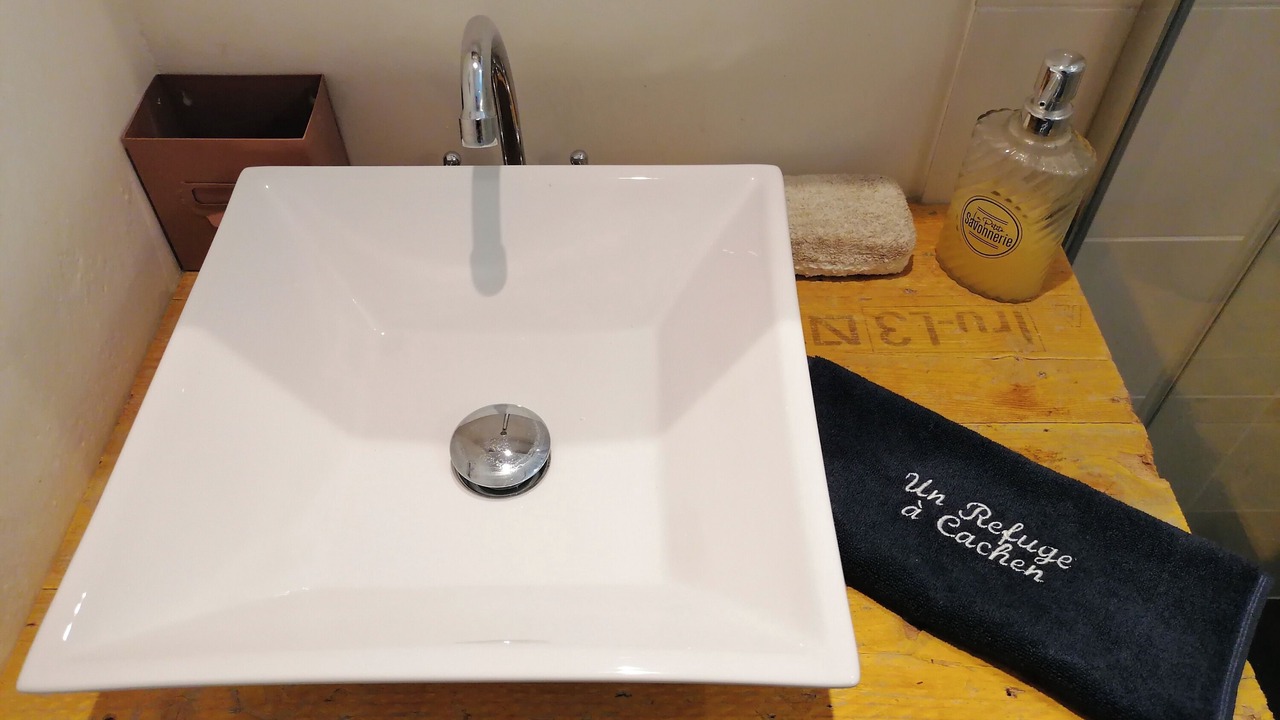 Photo of Bathroom in Cachen