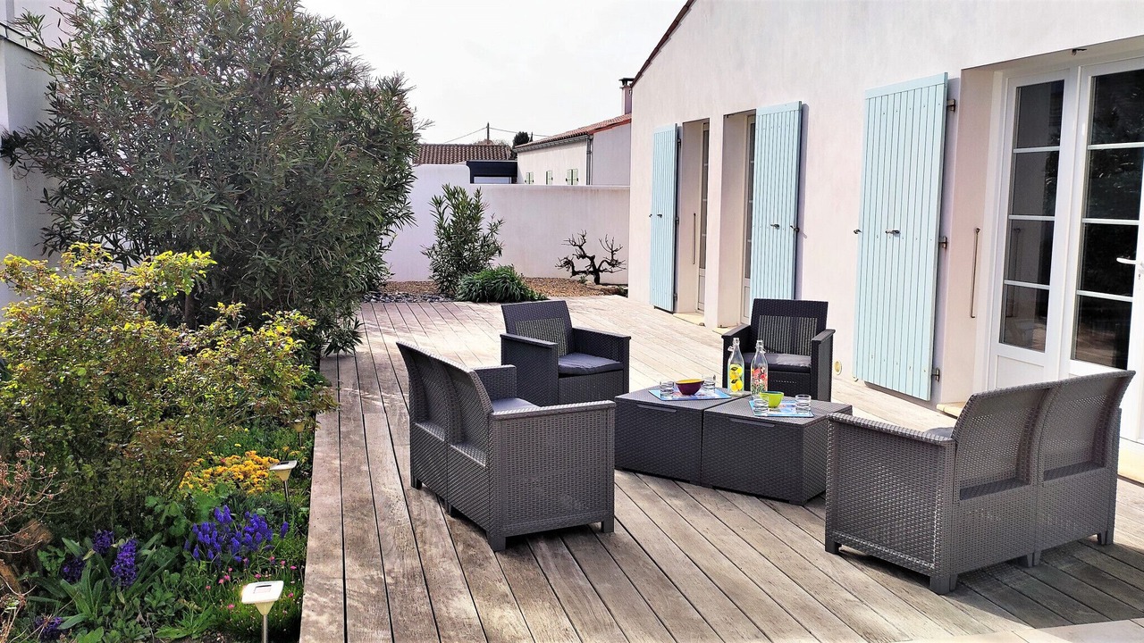 Photo of Patio Balcony in Le Chateau-d'Oleron