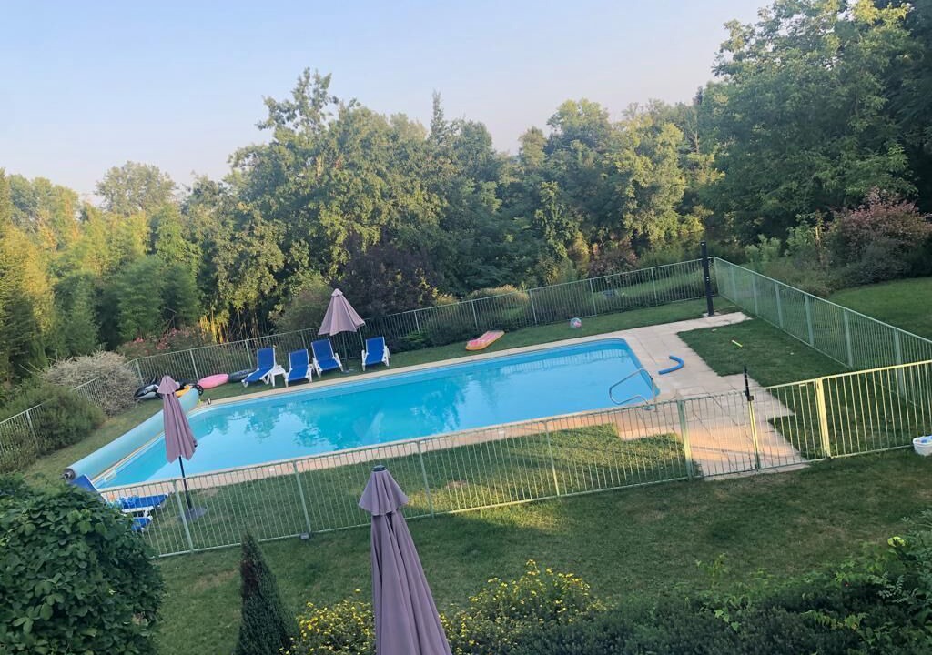 Photo of Outdoor in Bias