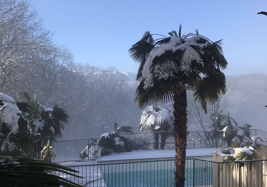 Photo of Outdoor in Gan