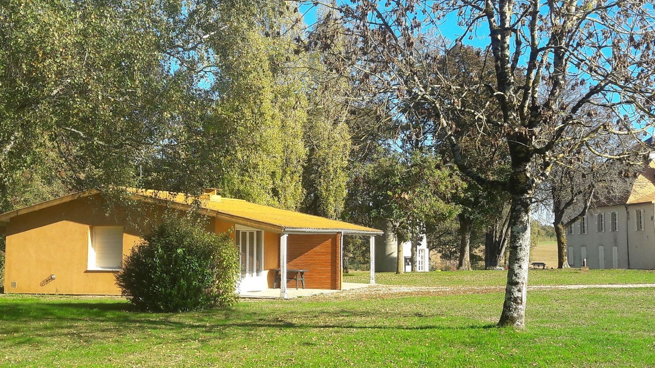 Photo of Outdoor in Sauze-Vaussais