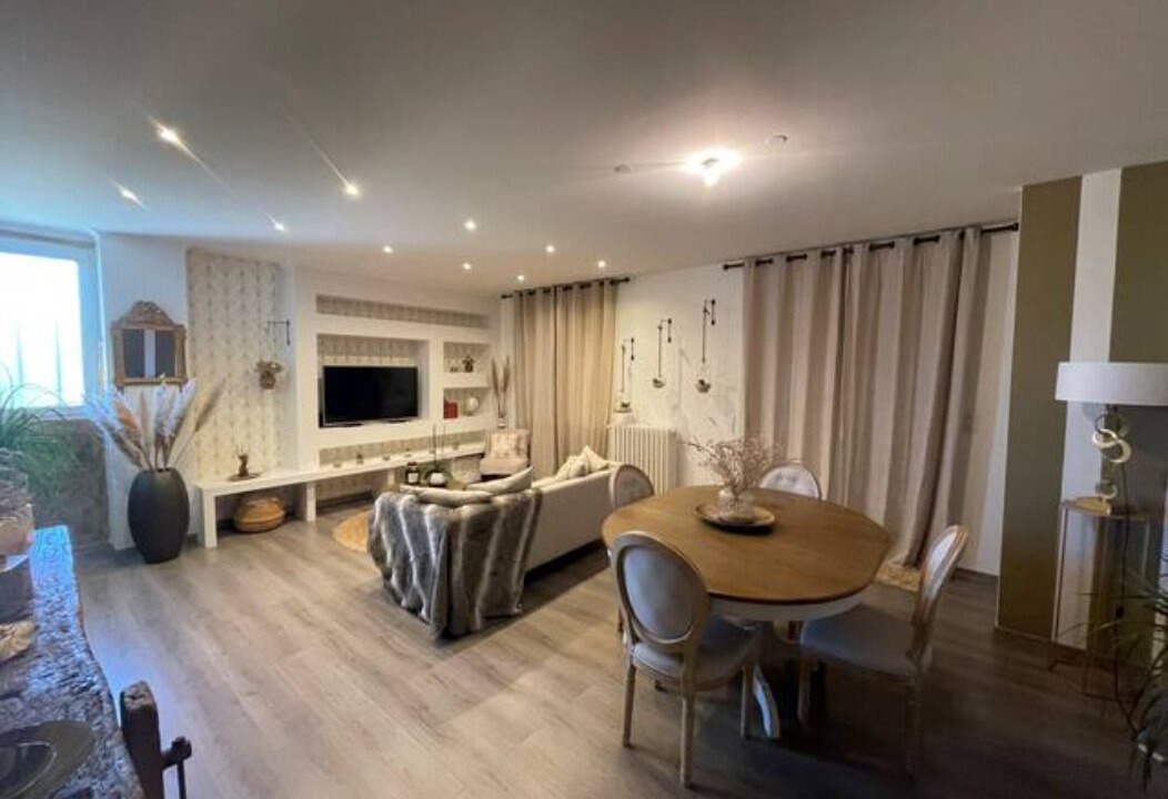 Photo of Livingroom in Cosnac