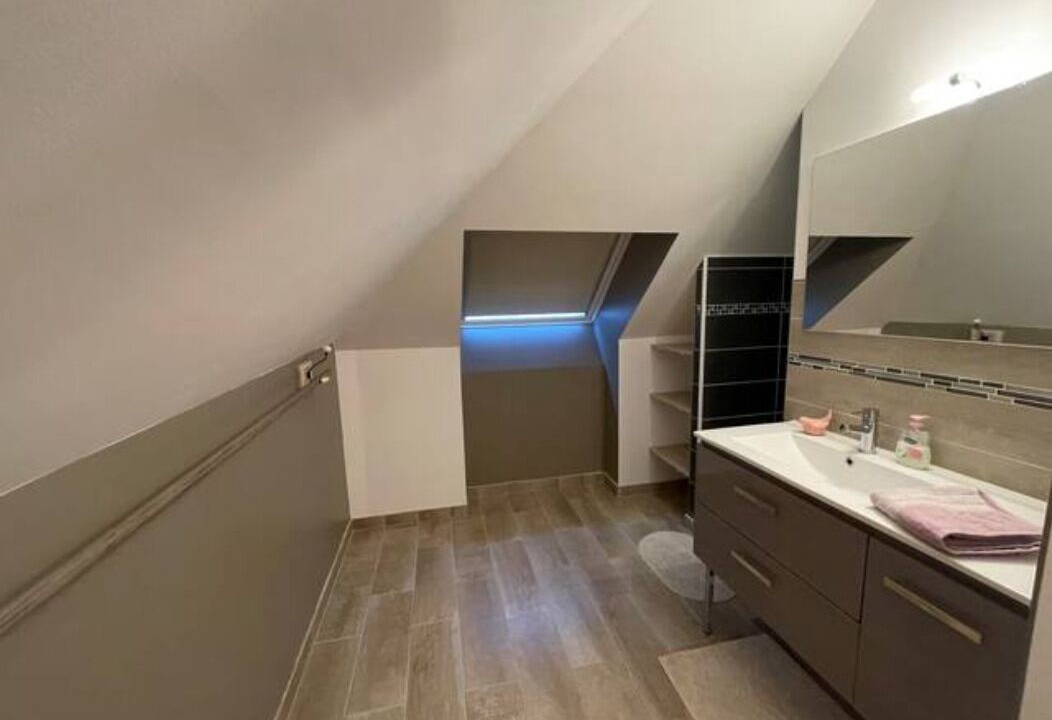 Photo of Bathroom in Cosnac